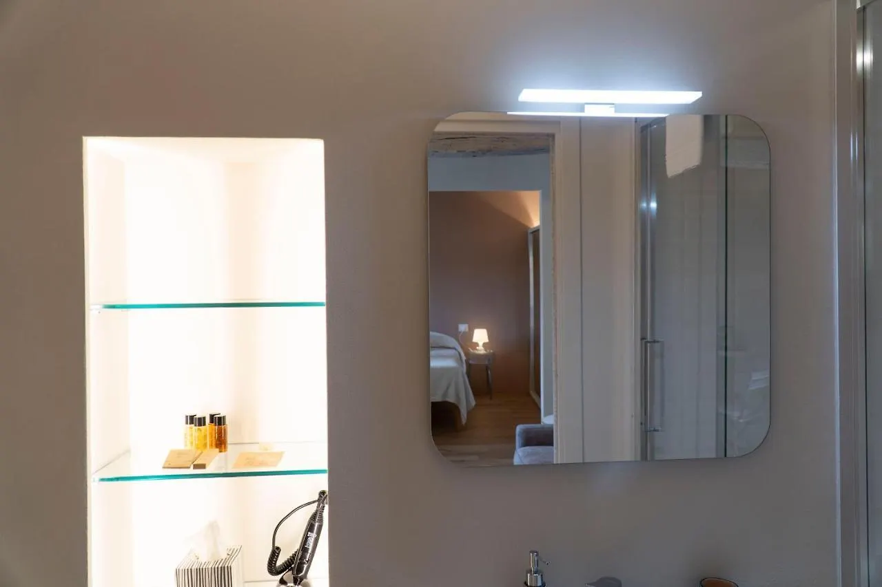Losanna Suites Campiglia Marittima Guest house