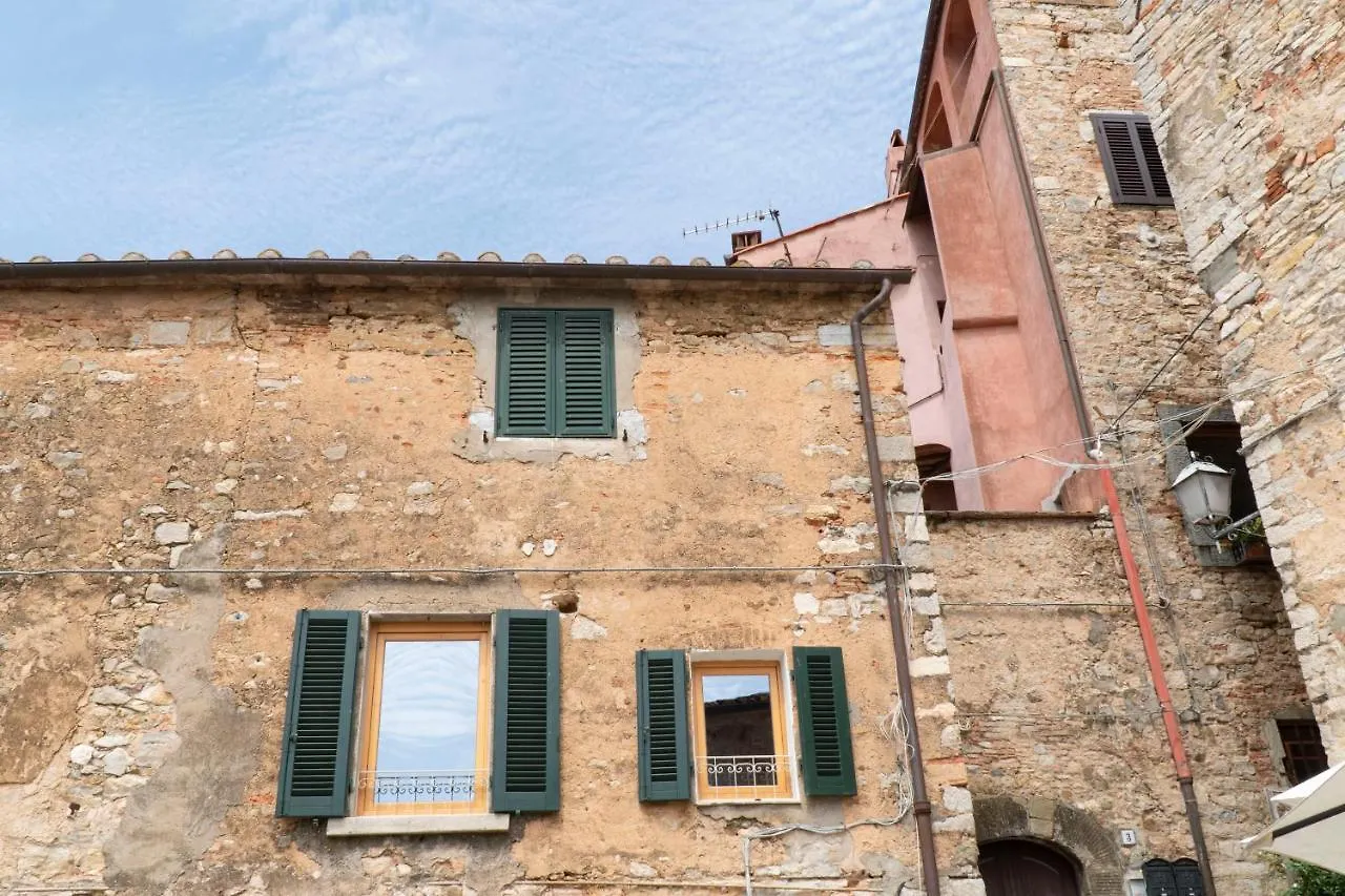Guest house Losanna Suites Campiglia Marittima